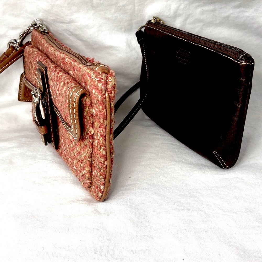 Coach 2 Scary Herringbone Hampton F40792 Wool Tweed Leather & Leather Wristlet - Picture 4 of 16
